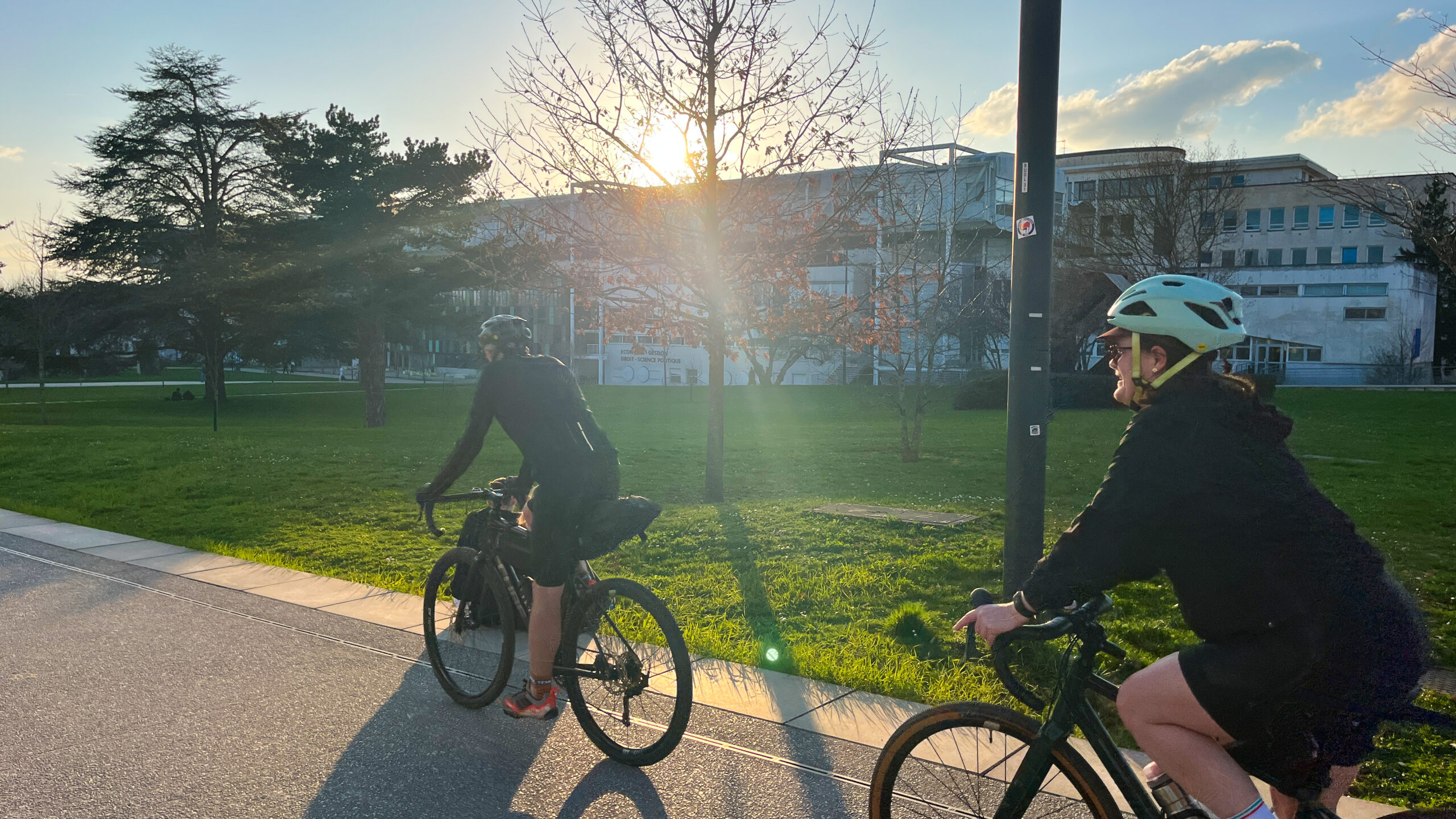 Et si vous passiez au vélo ? Le guide des dispositifs pour franchir le pas