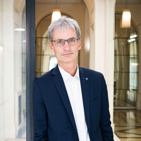 Un alumni de l&rsquo;Université Bourgogne Europe à la tête du CNRS ! 